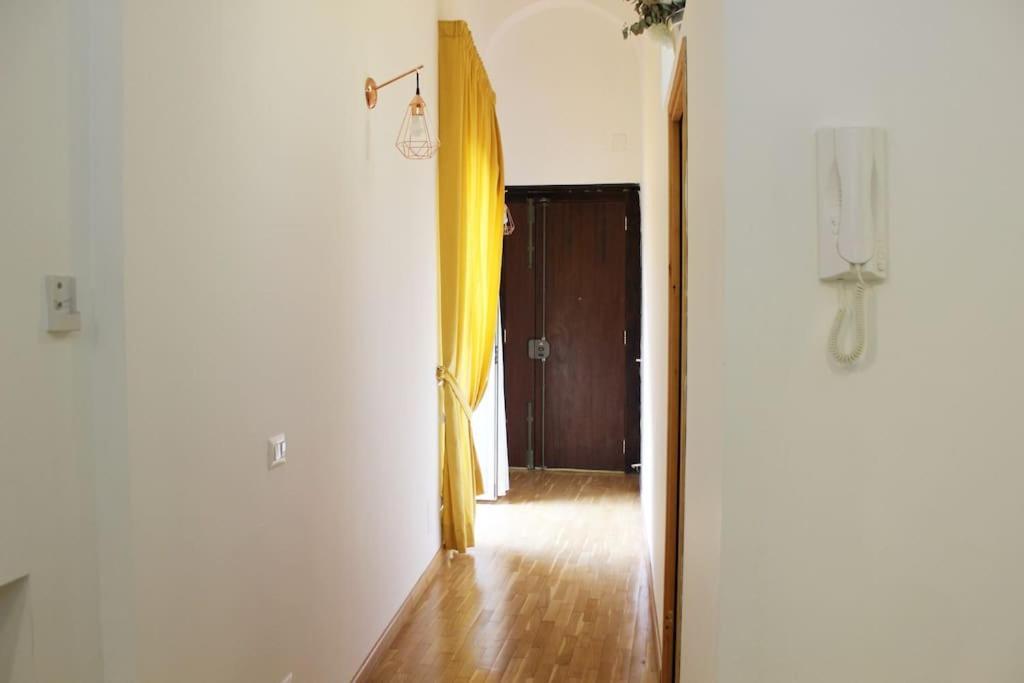 Easy Napoli Duomo Appartement Buitenkant foto